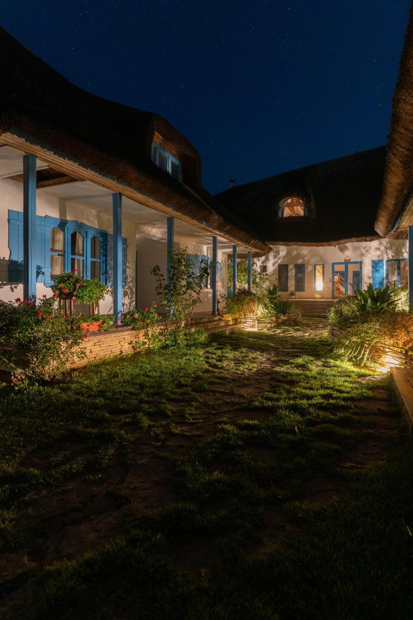 5 Chirpici - Small Traditional Resort Murighiol Ngoại thất bức ảnh