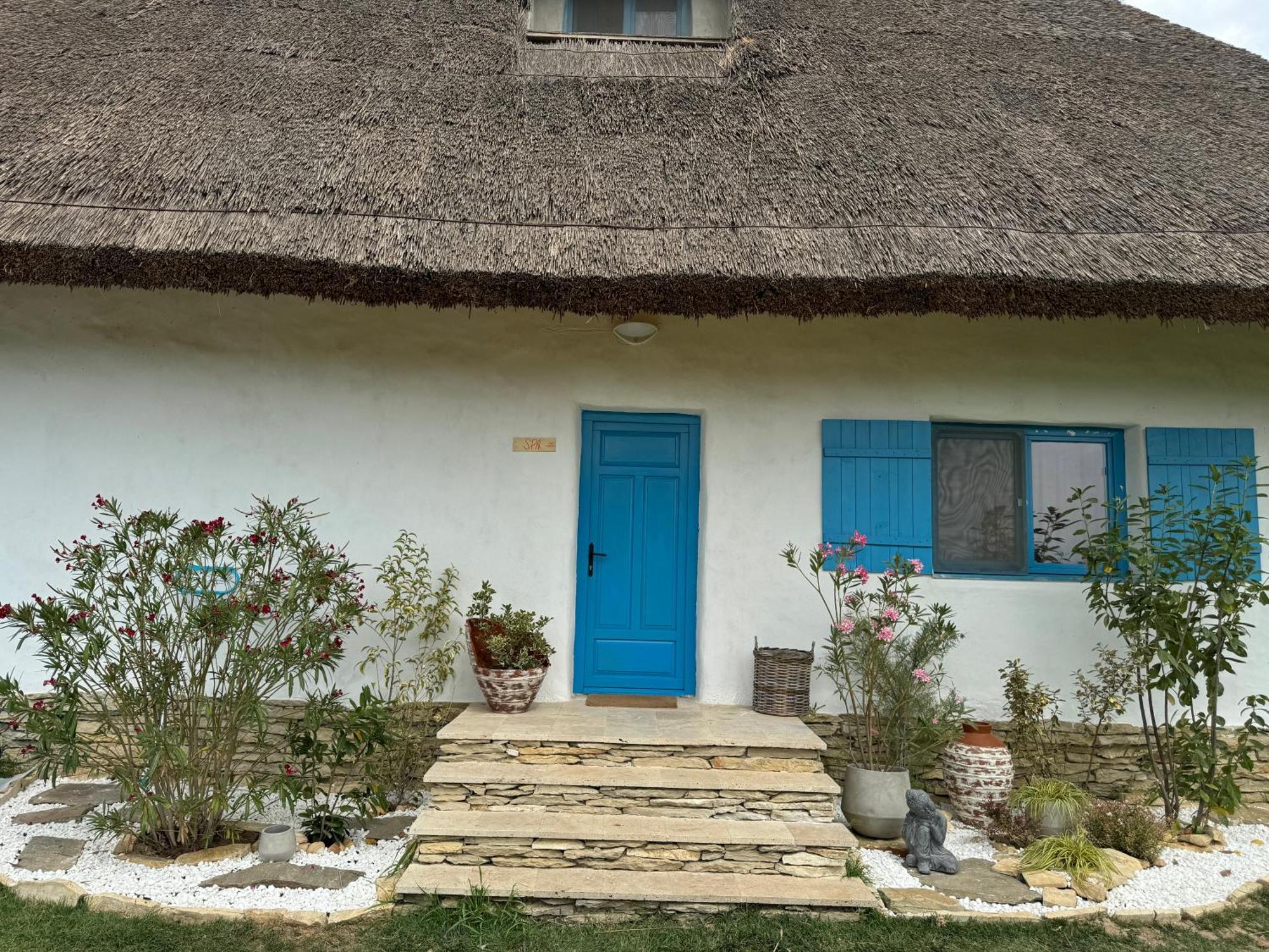 5 Chirpici - Small Traditional Resort Murighiol Ngoại thất bức ảnh